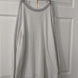 **Final Markdown**Glitter accent white sweater